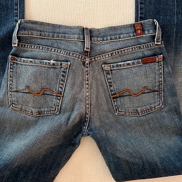 Jeans like new - Picture 2 of 5